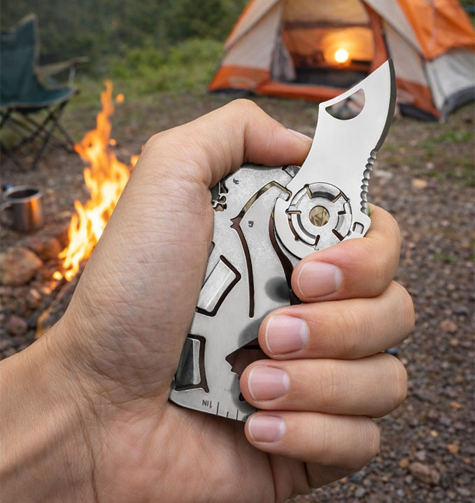 Tarjeta navaja multiuso 9 en 1 de acero inoxidable con cuchilla y herramientas EDC